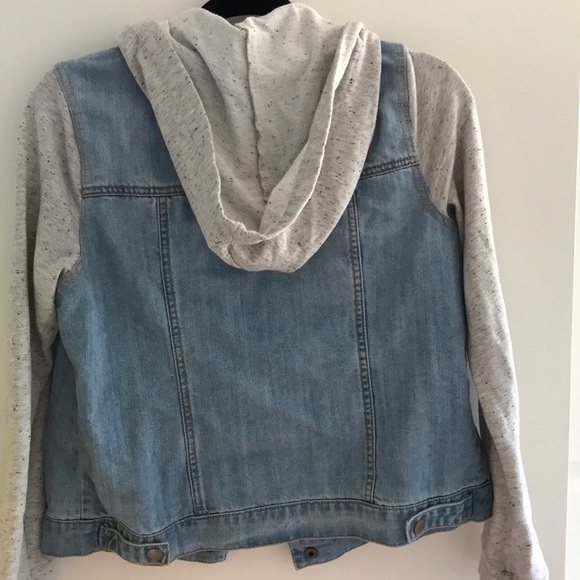 hooded jacket - Picture 3 of 3